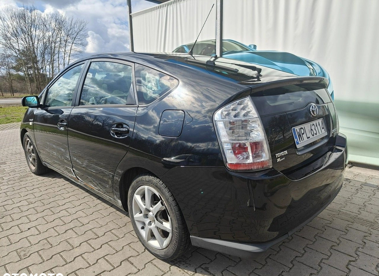 Toyota Prius cena 10900 przebieg: 348100, rok produkcji 2005 z Karczew małe 172